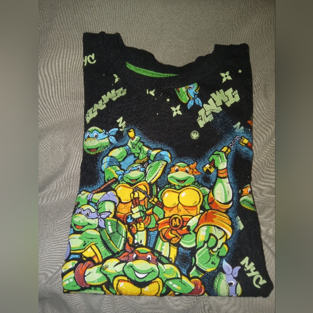 🌻5/$10 Boys TMNT Tee